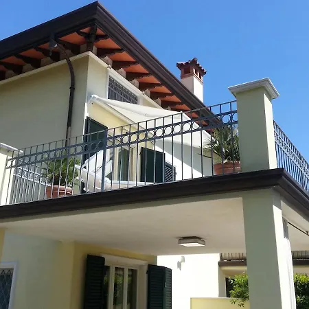 Francesco's - Private Pool & Jacuzzi Marina di Pietrasanta